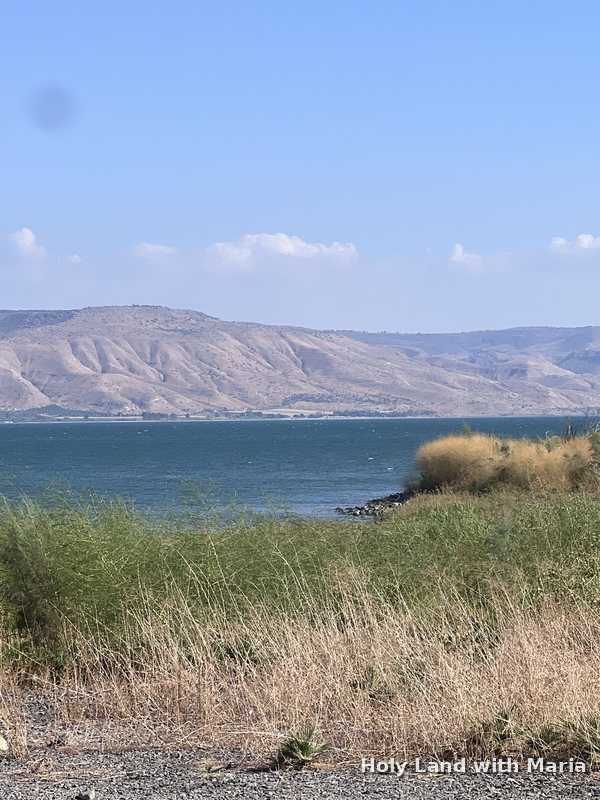 הכנרת וההרים שמעבר לאגם
